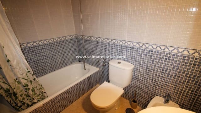 Apartamento de 3 habitaciones en Villamartin, Orihuela en venta con piscina - 175.000 € (Ref: 9544023)