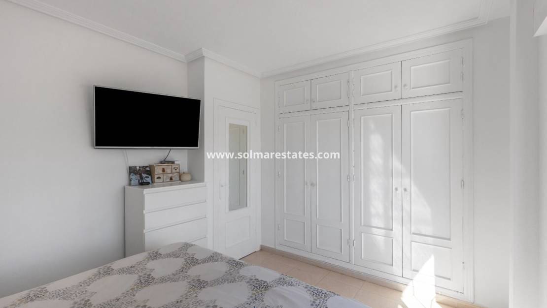 2 chambre Maison de Ville à vendre à Cabo Roig avec piscine - 255 000 € (Ref: 9544473)