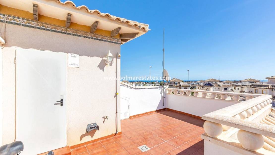 2 chambre Maison de Ville à vendre à Cabo Roig avec piscine - 255 000 € (Ref: 9544473)