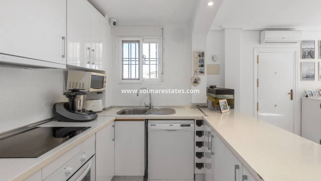 2 chambre Maison de Ville à vendre à Cabo Roig avec piscine - 255 000 € (Ref: 9544473)