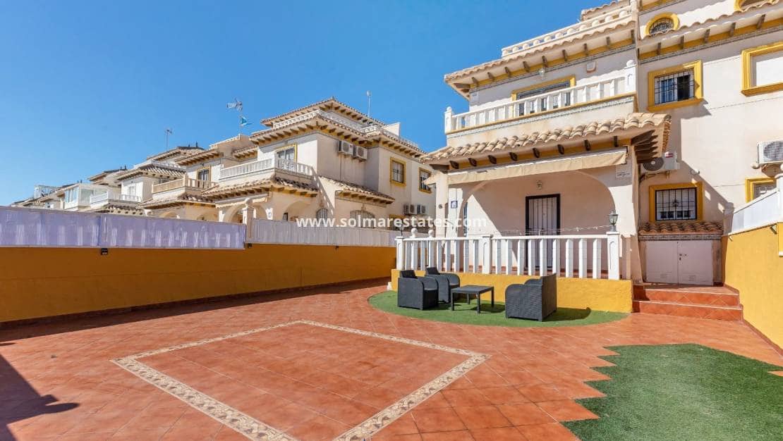 2 chambre Maison de Ville à vendre à Cabo Roig avec piscine - 255 000 € (Ref: 9544473)