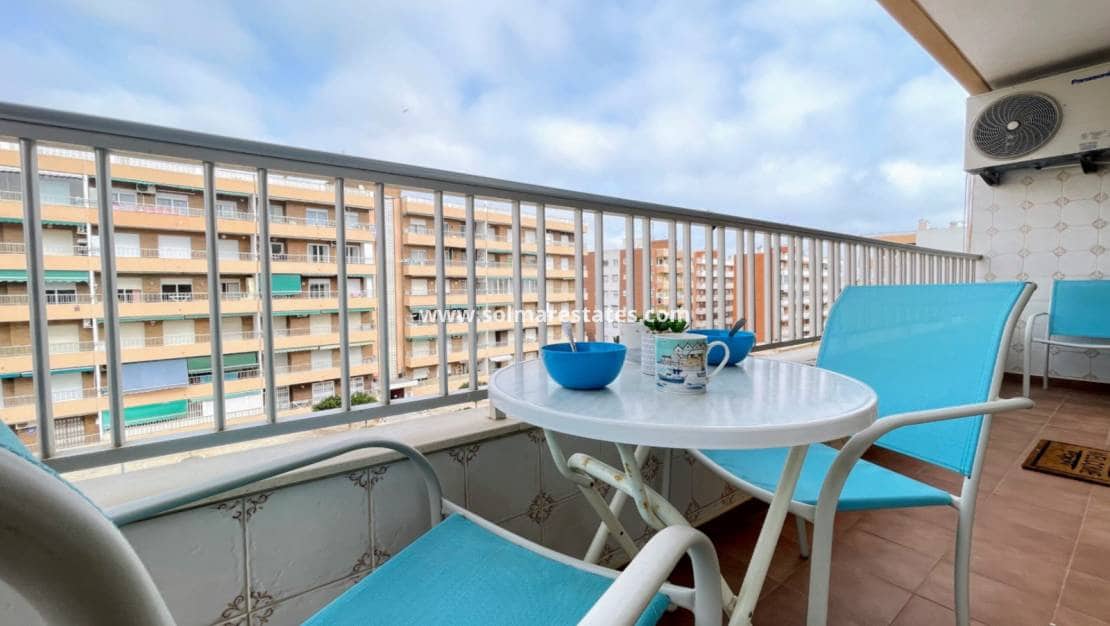 2 soverom Leilighet til salgs i Punta Prima med svømmebasseng - € 185 000 (Ref: 9548850)