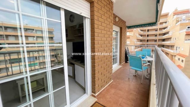 2 soverom Leilighet til salgs i Punta Prima, Torrevieja med svømmebasseng - € 185 000 (Ref: 9548850)