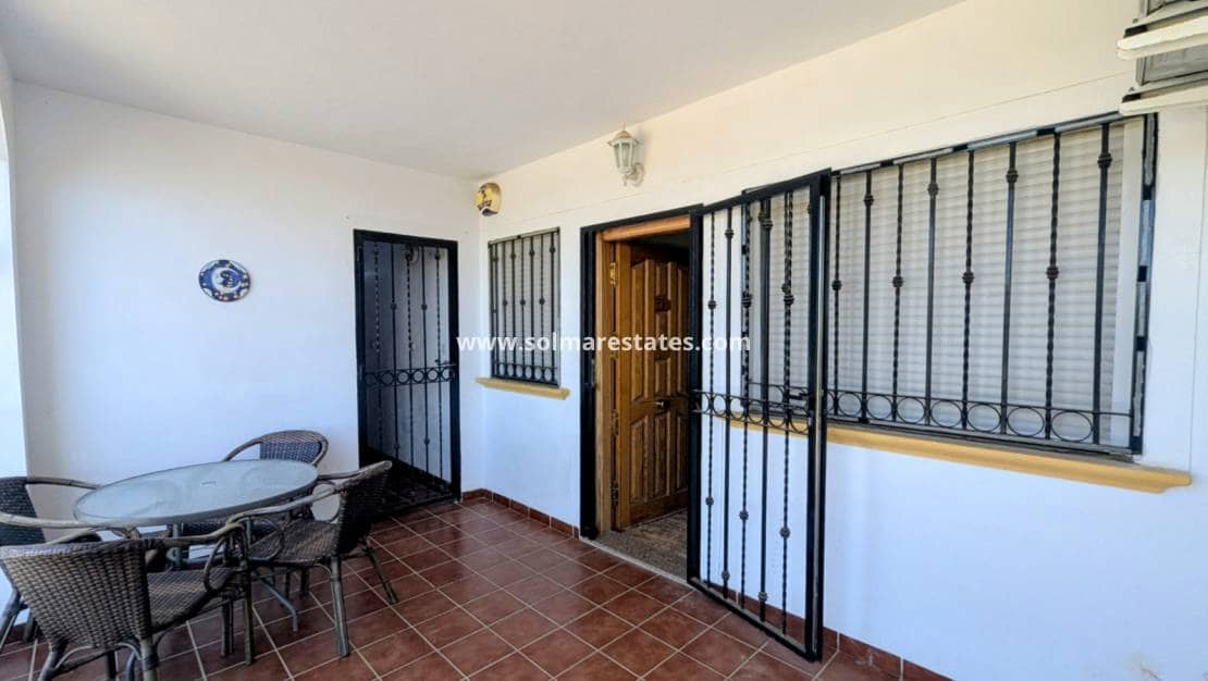 2 chambre Appartement à vendre à Orihuela Costa avec piscine - 140 000 € (Ref: 9548851)
