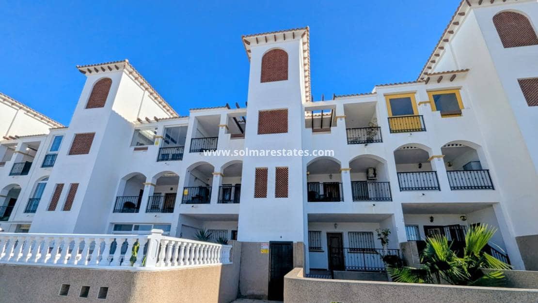 2 chambre Appartement à vendre à Orihuela Costa avec piscine - 140 000 € (Ref: 9548851)