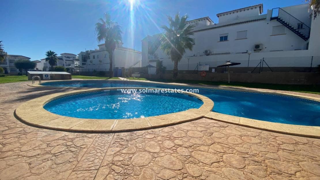 2 chambre Appartement à vendre à Orihuela Costa avec piscine - 140 000 € (Ref: 9548851)