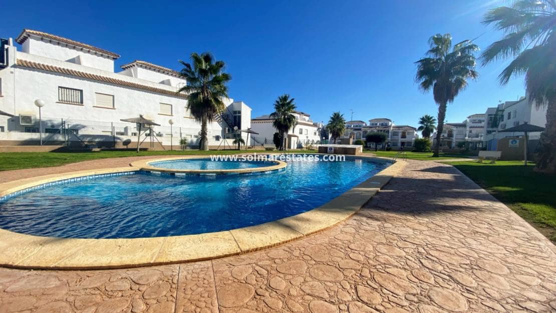 2 chambre Appartement à vendre à Orihuela Costa avec piscine - 140 000 € (Ref: 9548851)