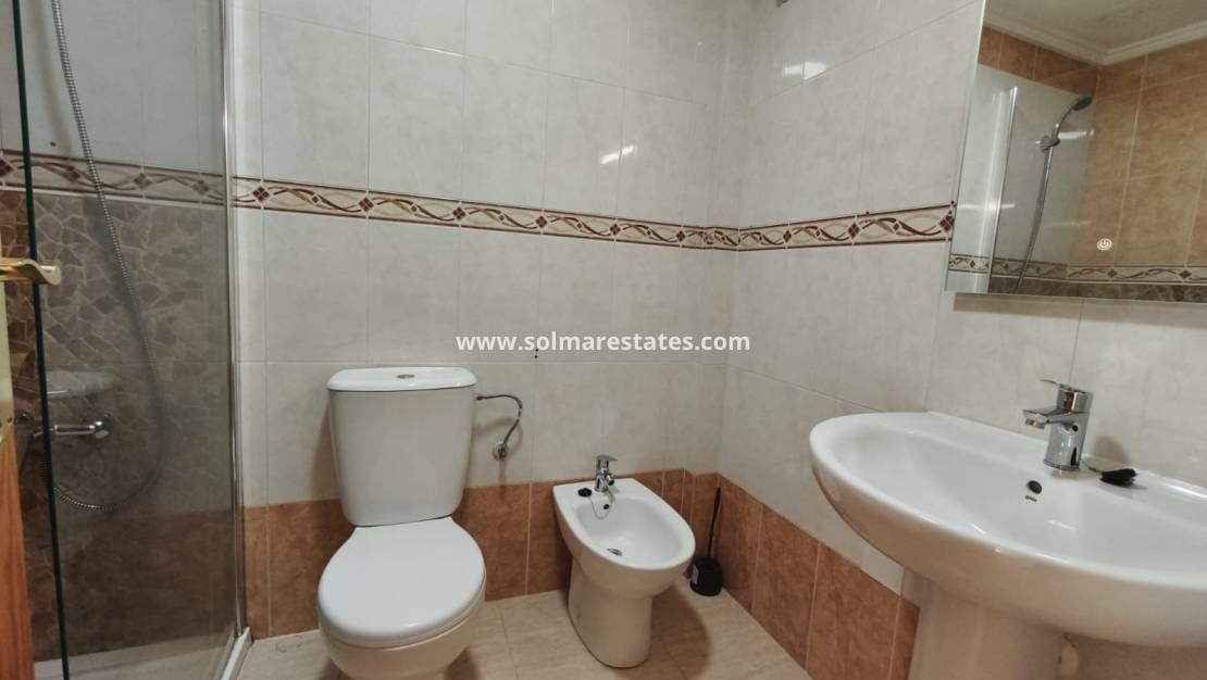 3 quarto Casa em Banda para venda em Ciudad Quesada com piscina - 289 000 € (Ref: 9548853)