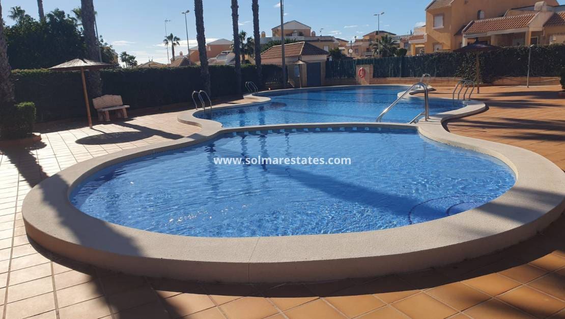 3 quarto Casa em Banda para venda em Ciudad Quesada com piscina - 289 000 € (Ref: 9548853)