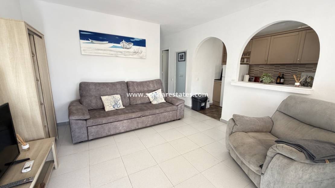 2 sovrum Lägenhet till salu i Villamartin med pool - 159 000 € (Ref: 9549910)