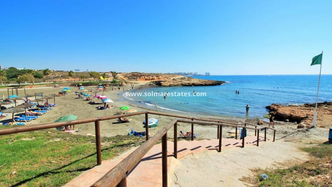 2 bedroom Apartment for sale in Playa Flamenca with pool - € 189,950 (Ref: 9549911)