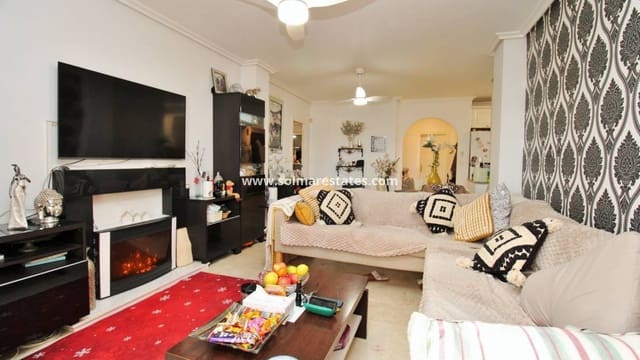 2 bedroom Apartment for sale in Playa Flamenca, Orihuela with pool - € 189,950 (Ref: 9549911)