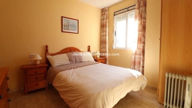 2 makuuhuone Huoneisto myytävänä paikassa San Luis, Torrevieja mukana uima-altaan - 119 950 € (Ref: 9553134)