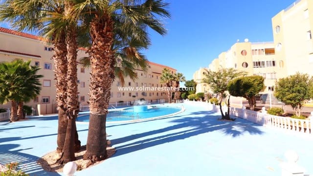 2 makuuhuone Huoneisto myytävänä paikassa San Luis, Torrevieja mukana uima-altaan - 119 950 € (Ref: 9553134)