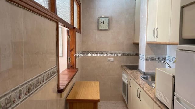 1 chambre Appartement à vendre à Rocio del Mar, Torrevieja avec piscine - 130 000 € (Ref: 9553137)
