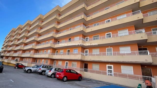 1 chambre Appartement à vendre à Rocio del Mar, Torrevieja avec piscine - 130 000 € (Ref: 9553137)