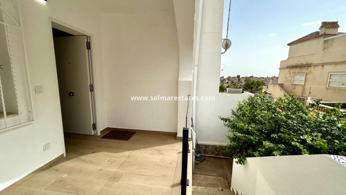 Apartamento de 1 habitación en Villamartin en venta - 89.950 € (Ref: 9553138)