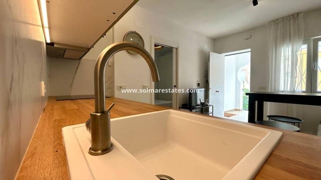 Apartamento de 1 habitación en Villamartin, Orihuela en venta - 89.950 € (Ref: 9553138)