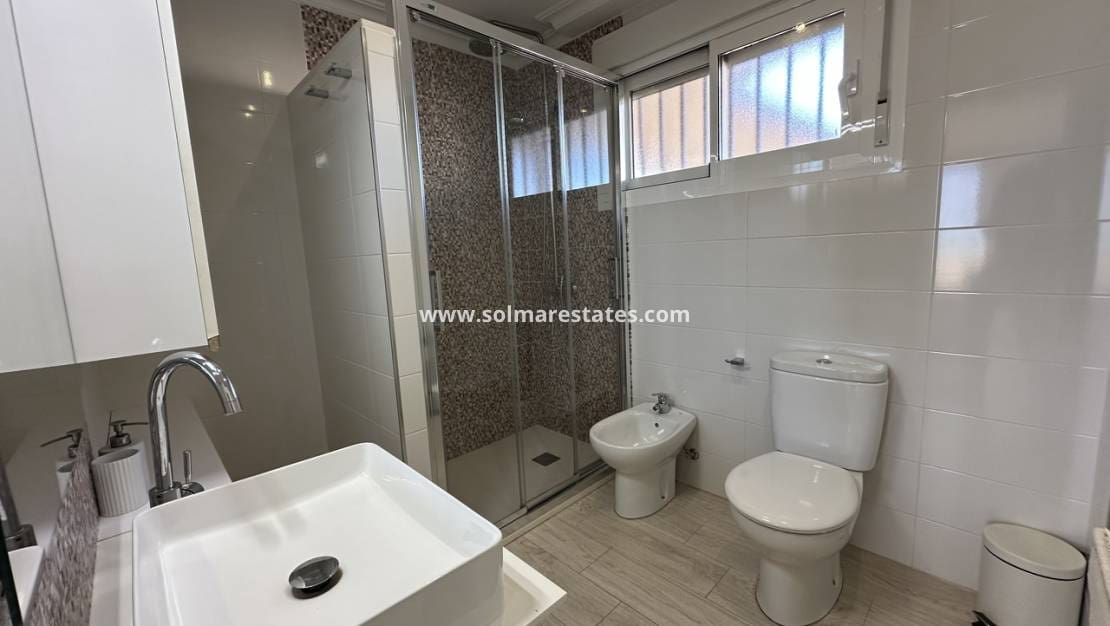 3 slaapkamer Appartement te koop in Pilar de la Horadada - € 450.000 (Ref: 9553246)