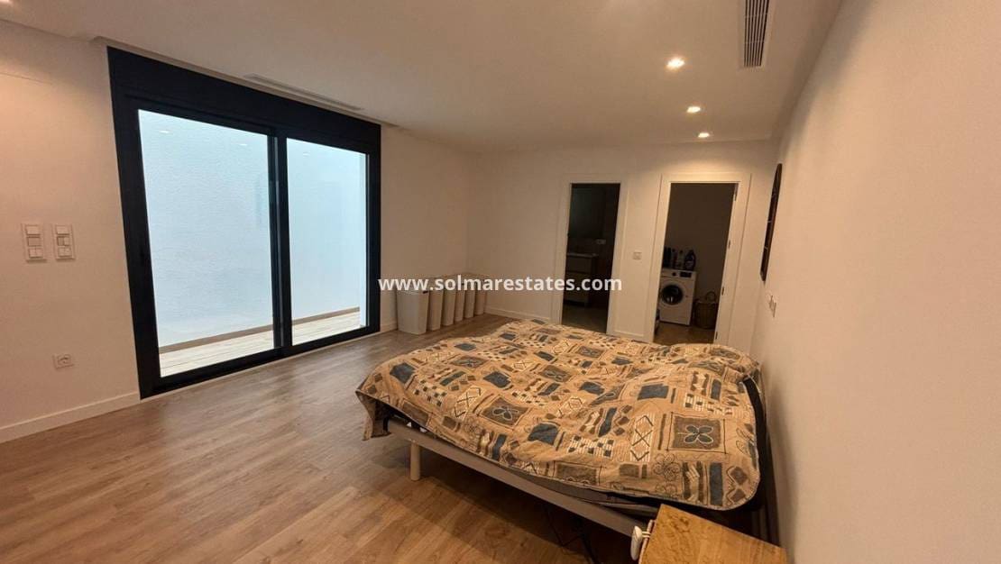 4 chambre Villa/Maison à vendre à Ciudad Quesada avec piscine - 525 000 € (Ref: 9553247)