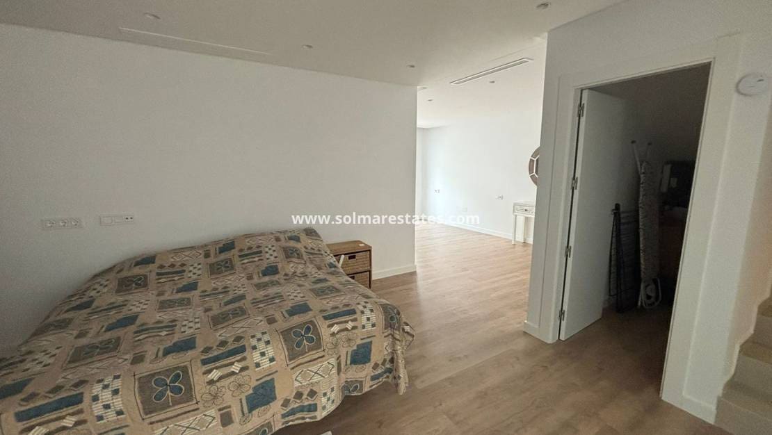 4 chambre Villa/Maison à vendre à Ciudad Quesada avec piscine - 525 000 € (Ref: 9553247)