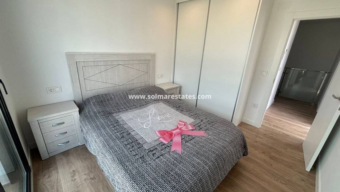 4 chambre Villa/Maison à vendre à Ciudad Quesada avec piscine - 525 000 € (Ref: 9553247)