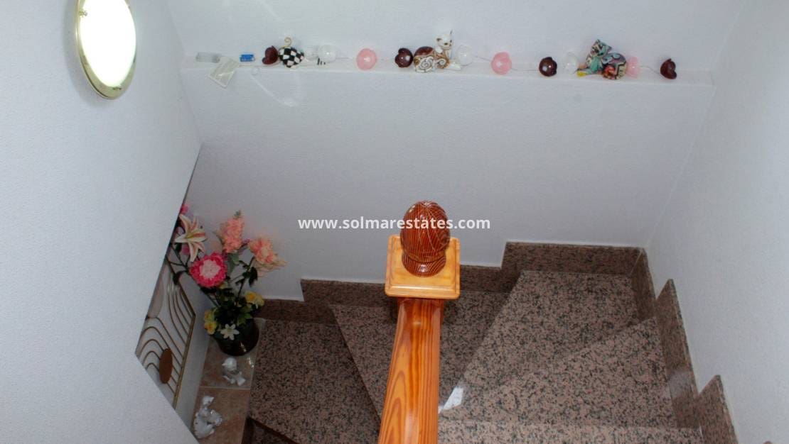 4 slaapkamer Halfvrijstaande villa te koop in Torre de la Horadada - € 272.000 (Ref: 9559473)