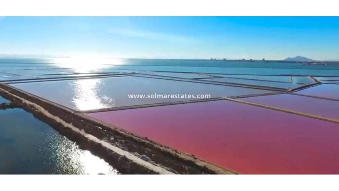 4 slaapkamer Halfvrijstaande villa te koop in Torre de la Horadada - € 272.000 (Ref: 9559473)