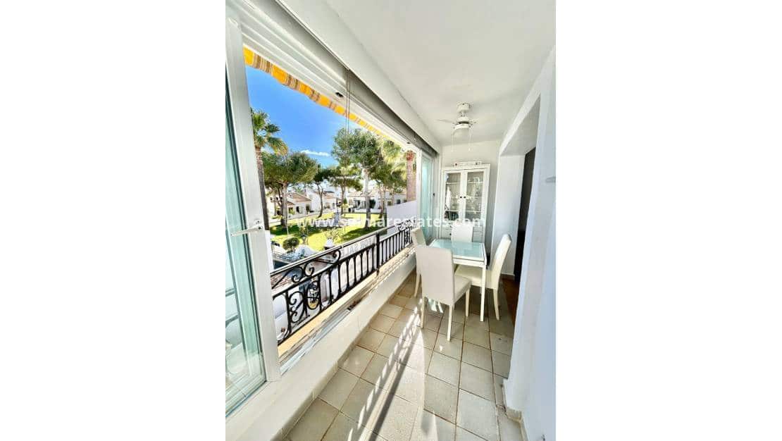 2 sovrum Lägenhet till salu i Villamartin med pool - 175 000 € (Ref: 9562210)