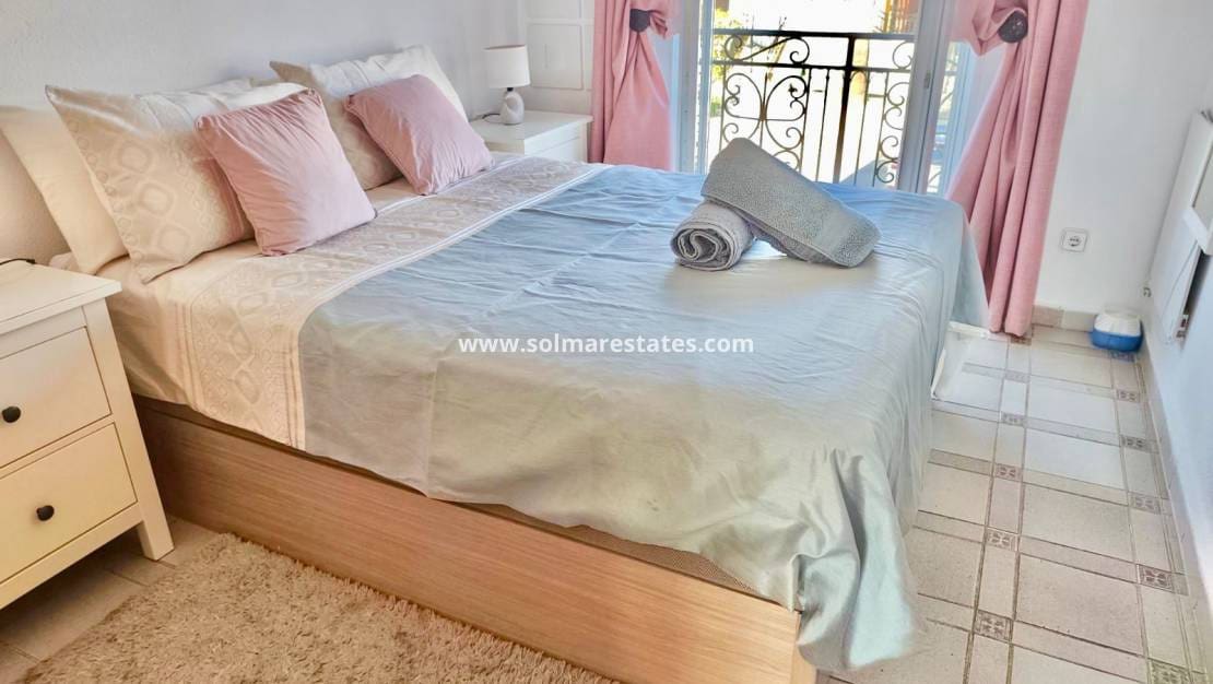 2 sovrum Lägenhet till salu i Villamartin med pool - 175 000 € (Ref: 9562210)