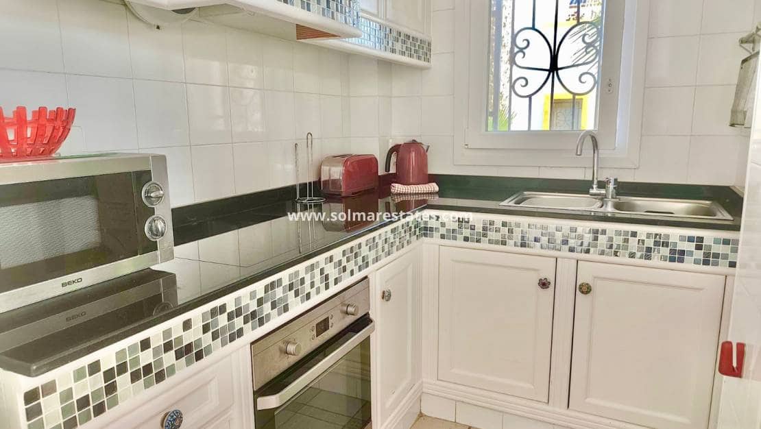 2 sovrum Lägenhet till salu i Villamartin med pool - 175 000 € (Ref: 9562210)