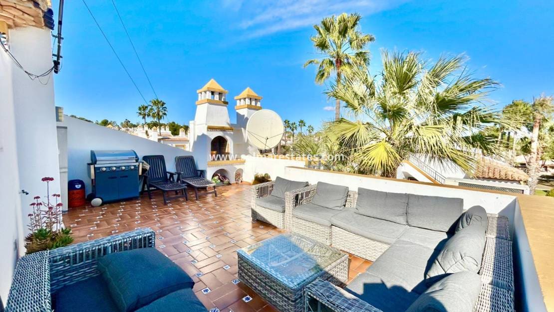 2 sovrum Lägenhet till salu i Villamartin med pool - 175 000 € (Ref: 9562210)