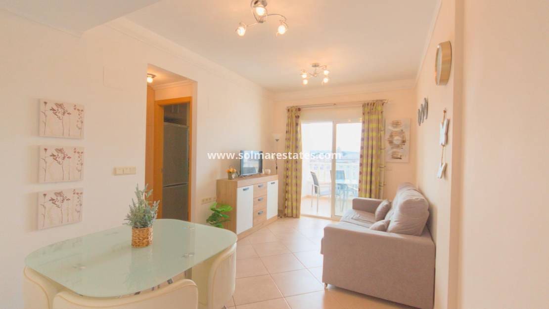 2 Zimmer Apartment zu verkaufen in Formentera del Segura mit Pool - 109.950 € (Ref: 9562554)