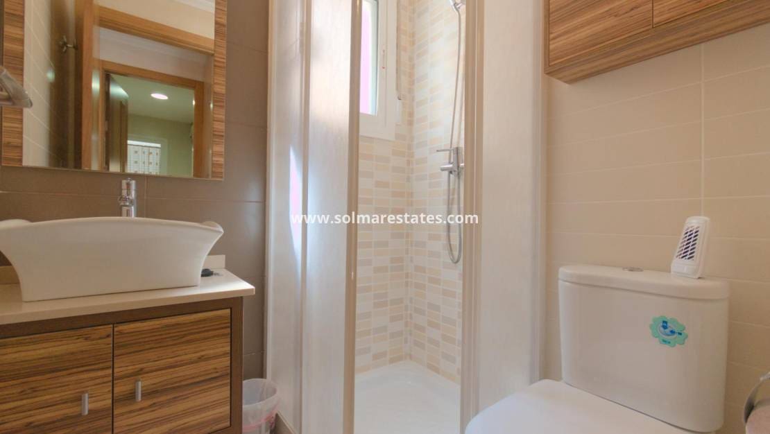 2 Zimmer Apartment zu verkaufen in Formentera del Segura mit Pool - 109.950 € (Ref: 9562554)