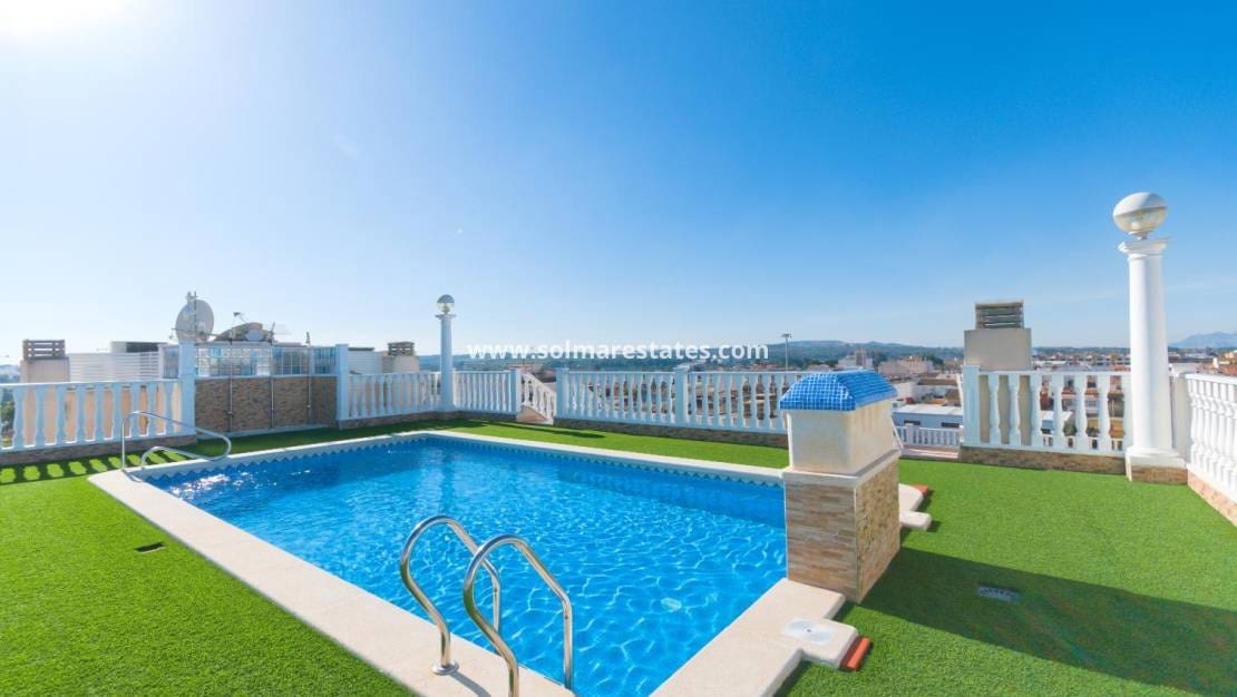 2 Zimmer Apartment zu verkaufen in Formentera del Segura mit Pool - 109.950 € (Ref: 9562554)