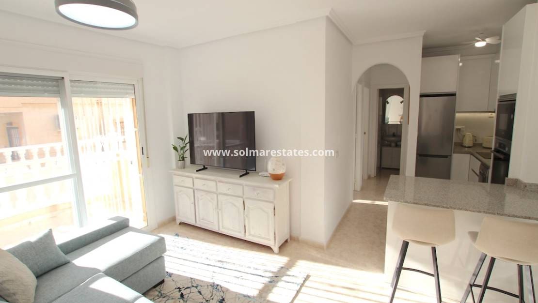 2 Zimmer Apartment zu verkaufen in Ciudad Quesada mit Pool - 139.950 € (Ref: 9562555)