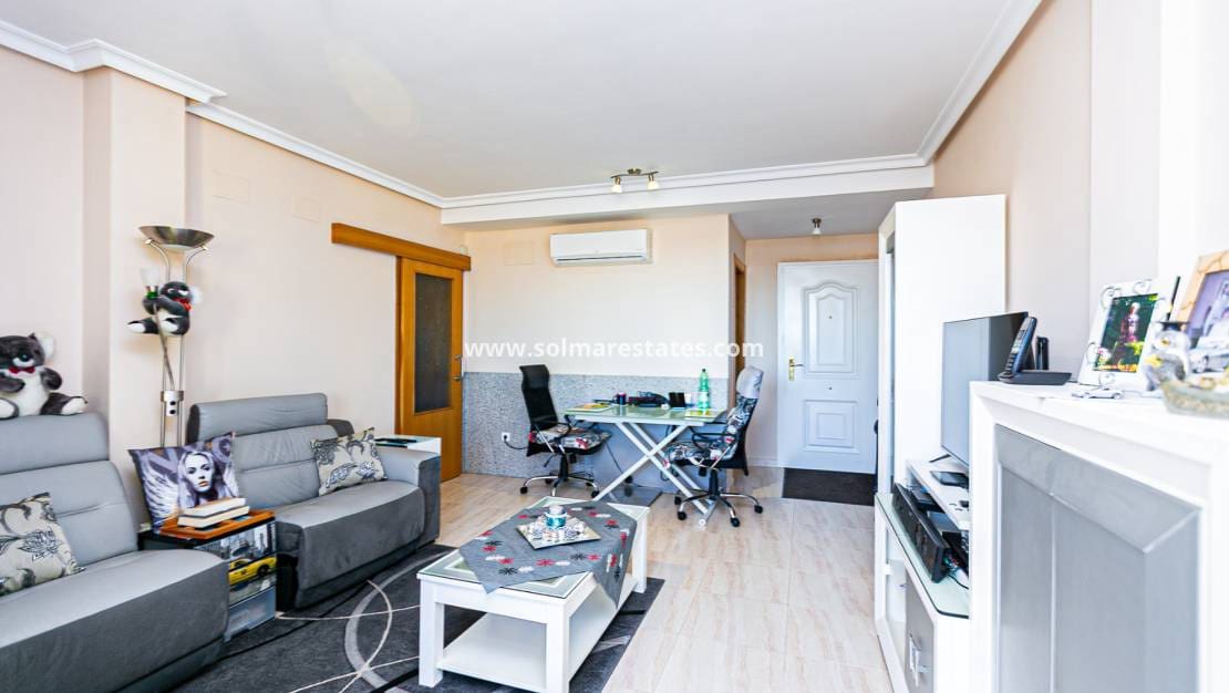 2 chambre Appartement à vendre à Cabo Roig avec piscine - 174 900 € (Ref: 9562556)