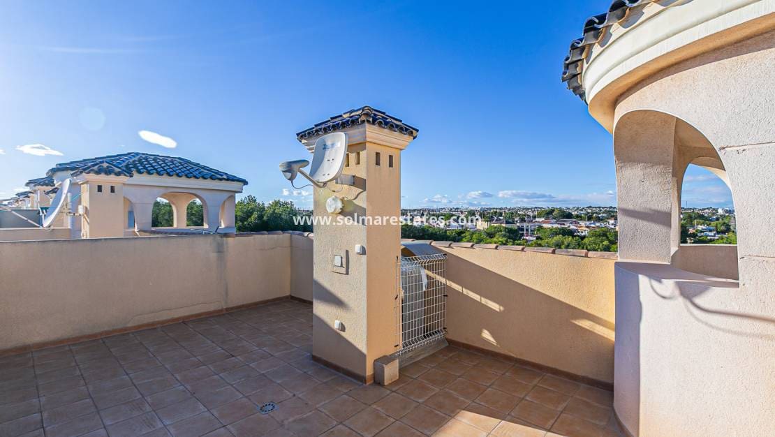 2 chambre Appartement à vendre à Cabo Roig avec piscine - 174 900 € (Ref: 9562556)