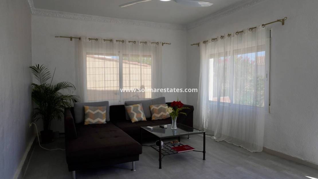 5 Zimmer Villa zu verkaufen in Ciudad Quesada mit Pool - 420.000 € (Ref: 9562557)