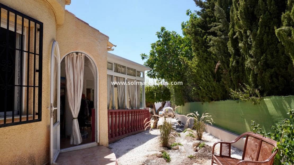 5 Zimmer Villa zu verkaufen in Ciudad Quesada mit Pool - 420.000 € (Ref: 9562557)