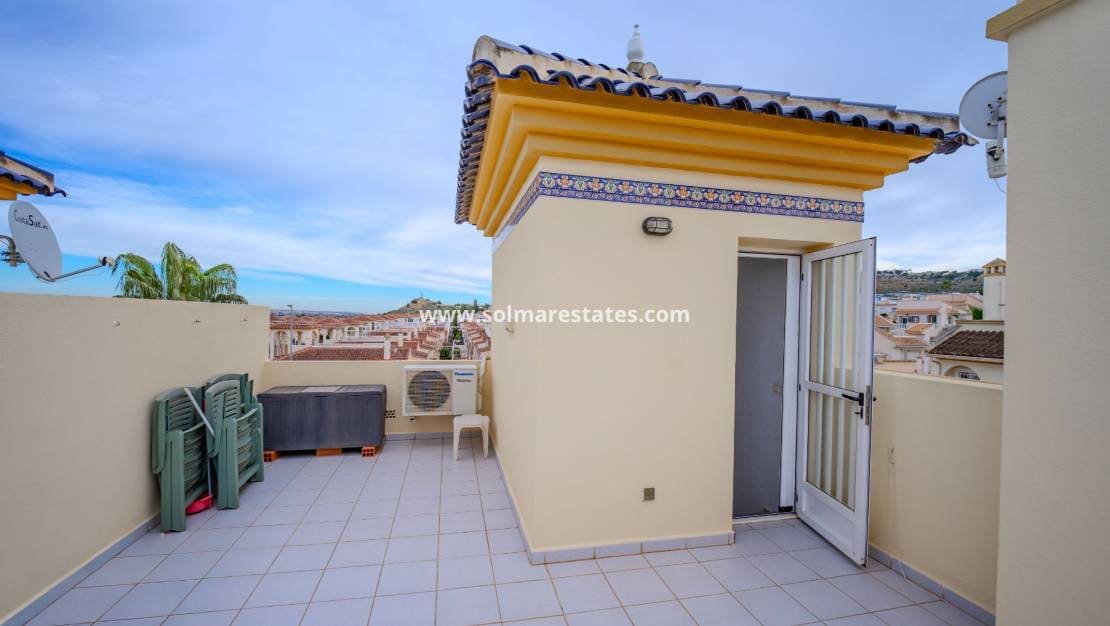 3 sovrum Semi-fristående Villa till salu i Benimar med pool - 249 950 € (Ref: 9566738)