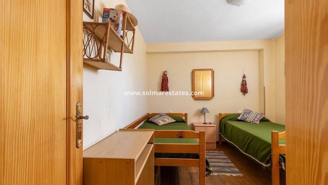 2 soverom Leilighet til salgs i Guardamar del Segura - € 135 000 (Ref: 9569937)