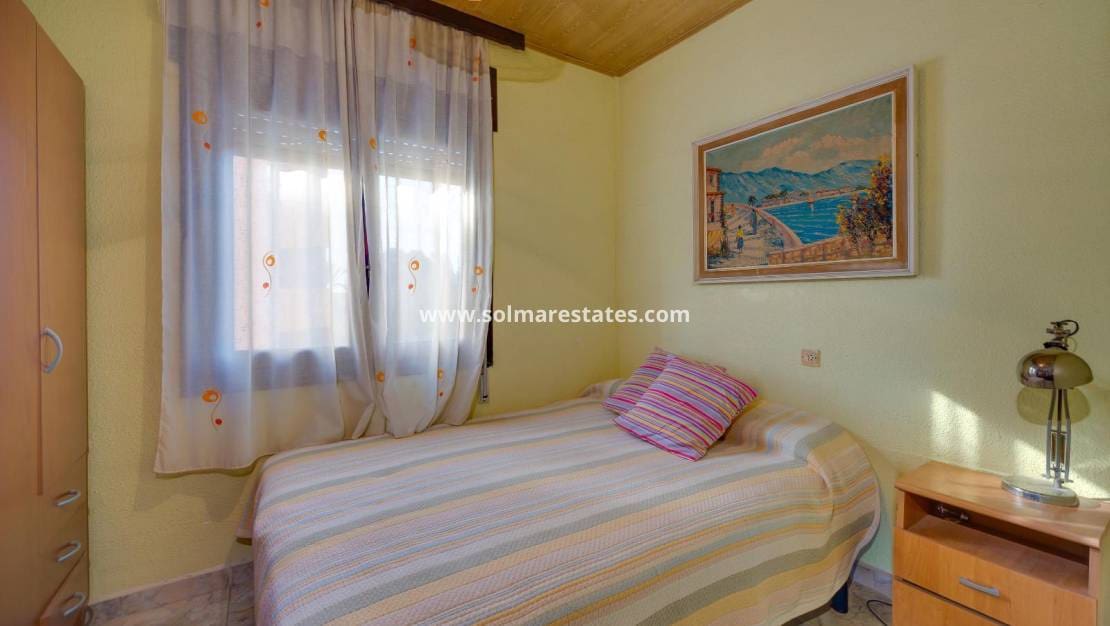 2 soverom Leilighet til salgs i Guardamar del Segura - € 155 000 (Ref: 9569938)