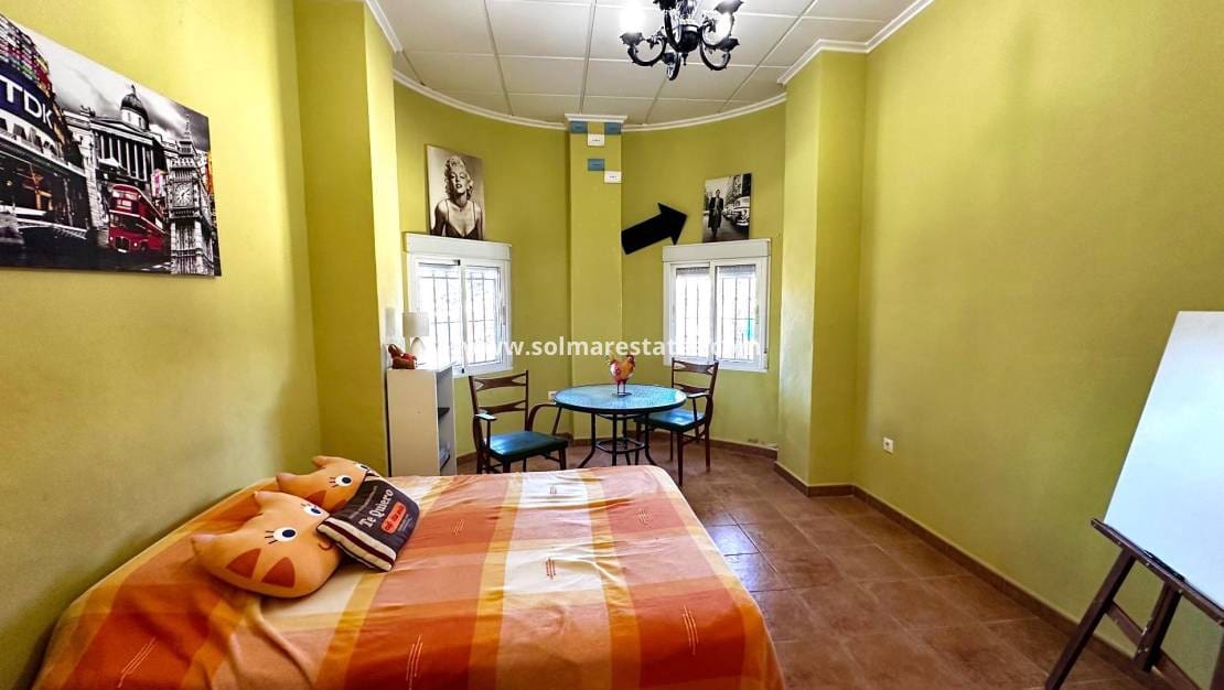 5 slaapkamer Villa te koop in San Miguel de Salinas met zwembad - € 495.000 (Ref: 9569939)