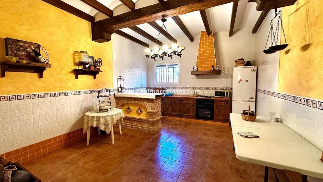 5 slaapkamer Villa te koop in San Miguel de Salinas met zwembad - € 495.000 (Ref: 9569939)