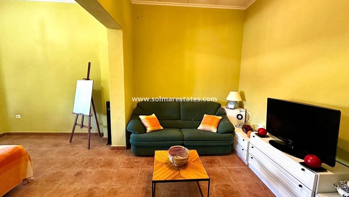 5 slaapkamer Villa te koop in San Miguel de Salinas met zwembad - € 495.000 (Ref: 9569939)