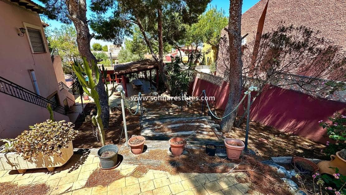 5 slaapkamer Villa te koop in San Miguel de Salinas met zwembad - € 495.000 (Ref: 9569939)