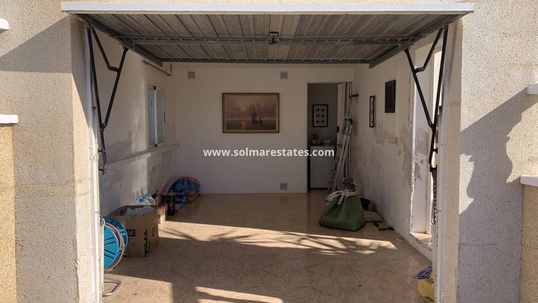 3 quarto Moradia para venda em Villamartin com piscina - 299 950 € (Ref: 9569940)