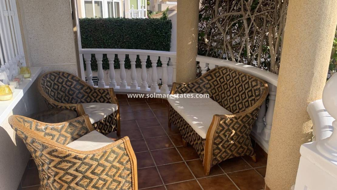 3 quarto Moradia para venda em Villamartin com piscina - 299 950 € (Ref: 9569940)