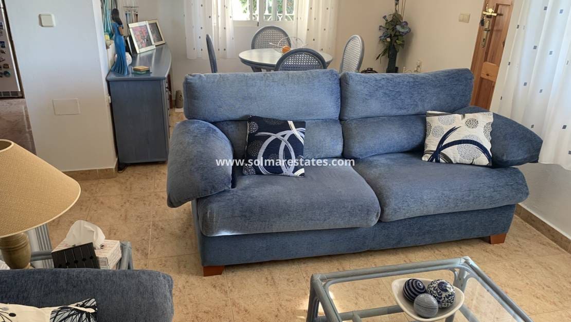 3 quarto Moradia para venda em Villamartin com piscina - 299 950 € (Ref: 9569940)